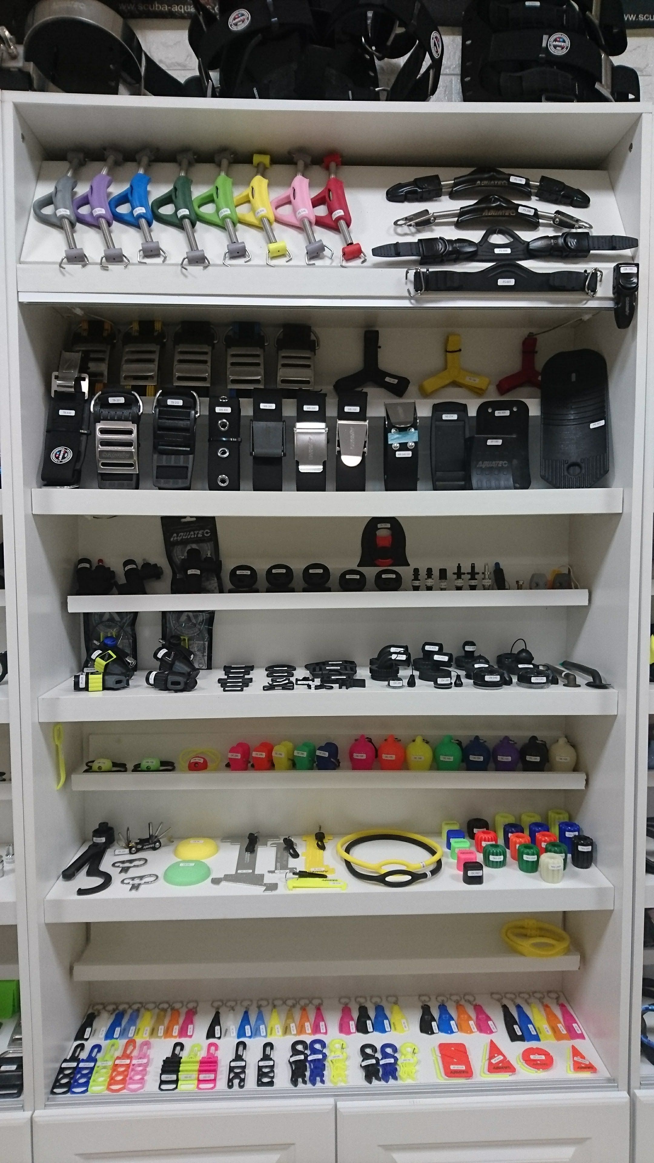 نمایش تجهیزات غواصی سفارشی و راه‌حل‌های برند خصوصی برای مشتریان B2B در AQUATEC