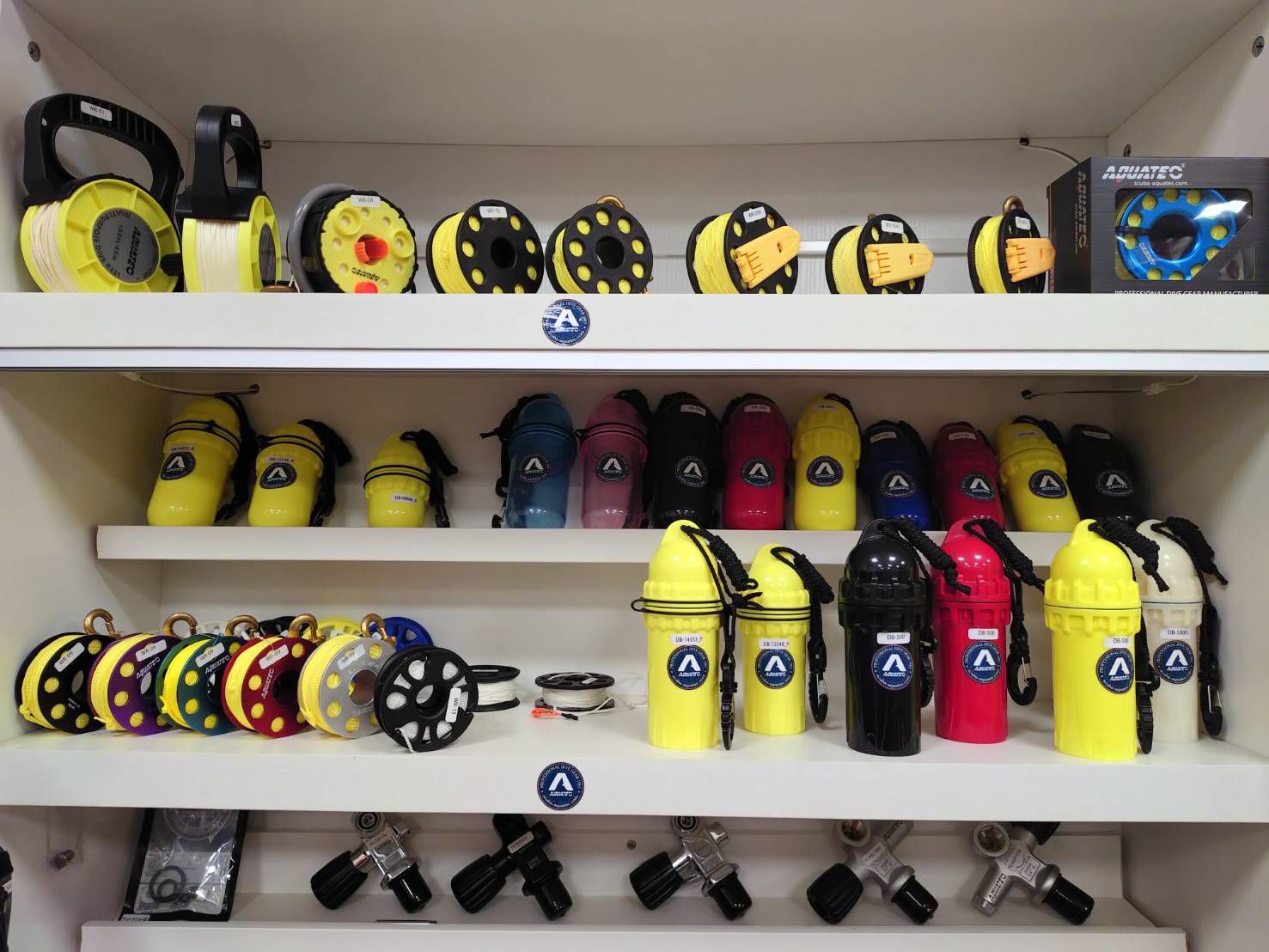 مواد دریایی با کیفیت بالا و اجزای بادوام برای تولید تجهیزات غواصی