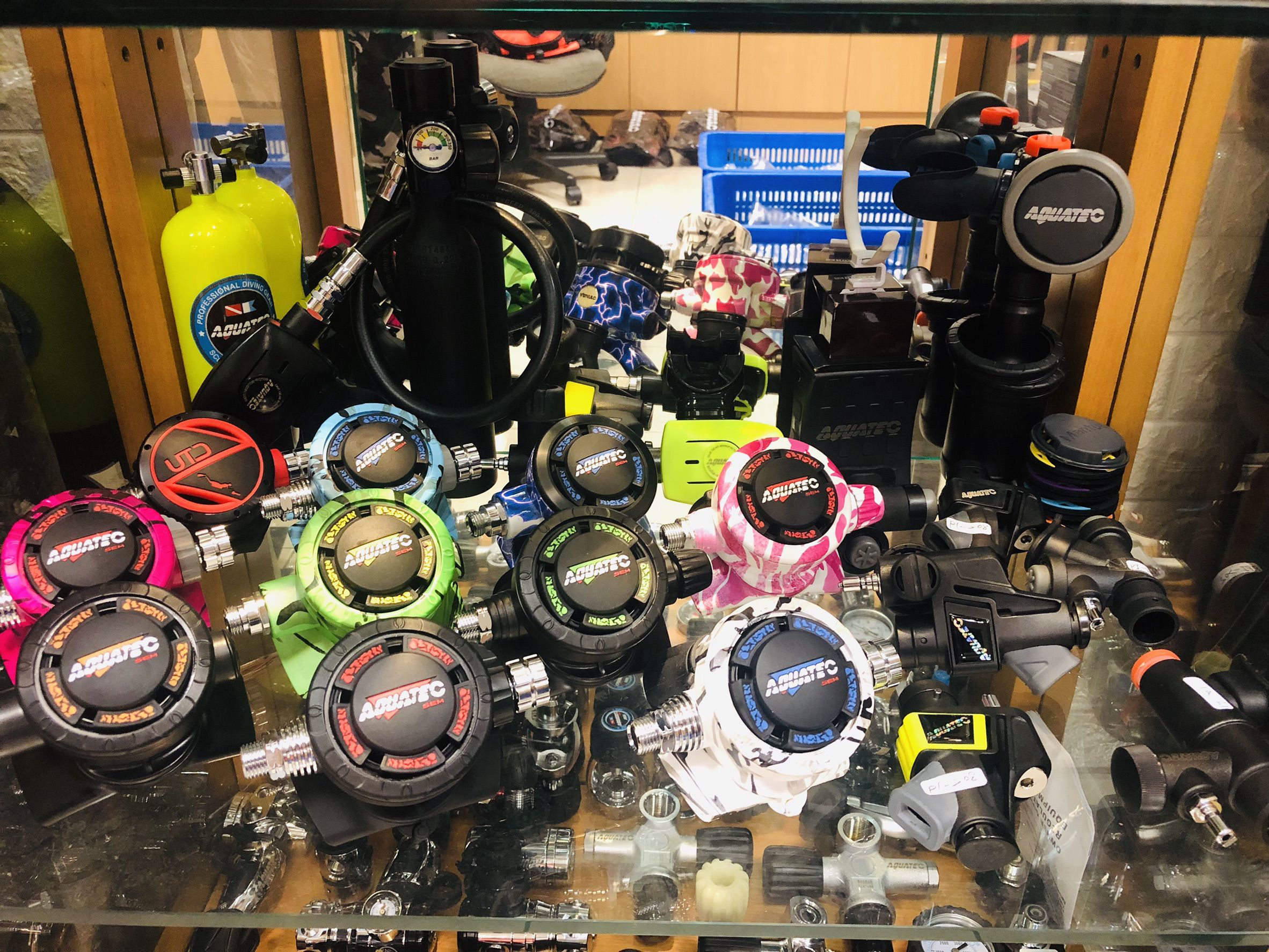 SCUBA AQUATEC Showroom